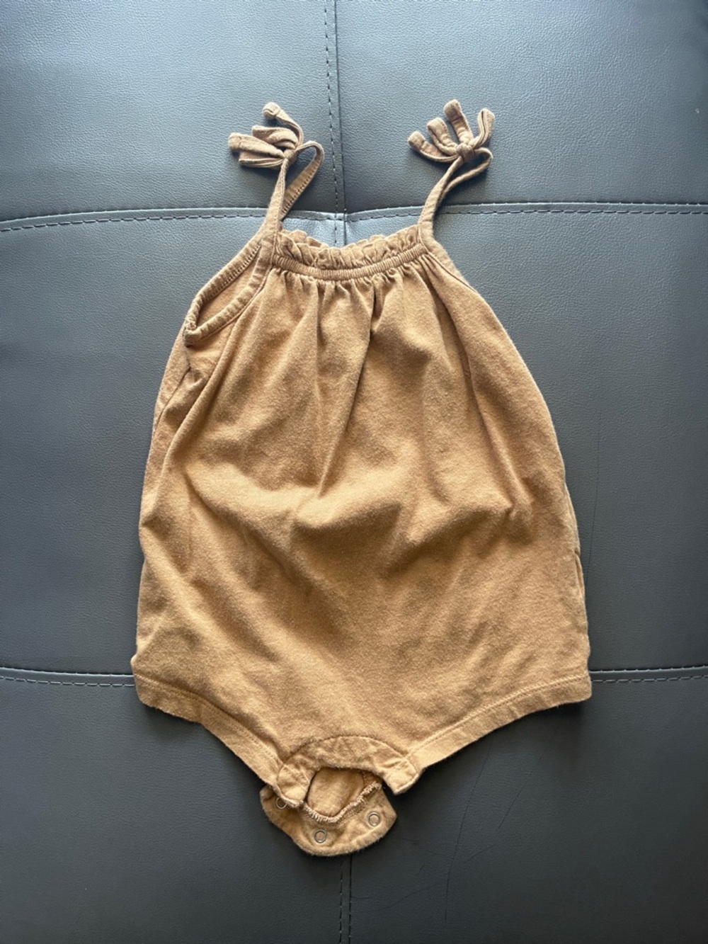 Old Navy Brown Toddler One-Piece Bodysuit